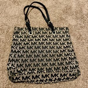 Authentic Michael Kors Tote